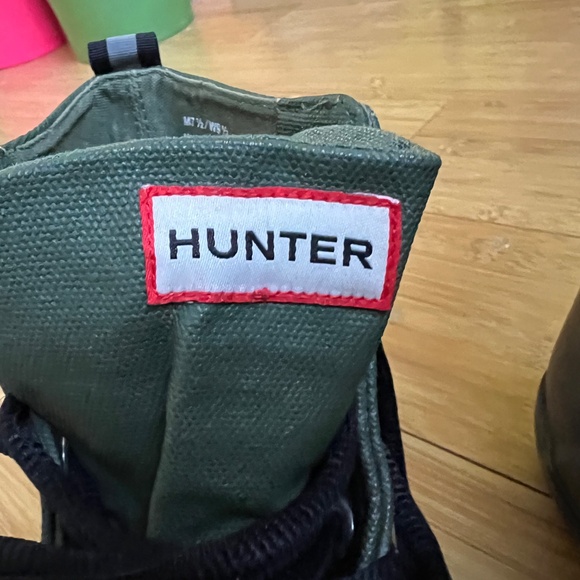 Hunter Unisex Waterproof Boots M 71/2 W91/2 - Picture 3 of 7